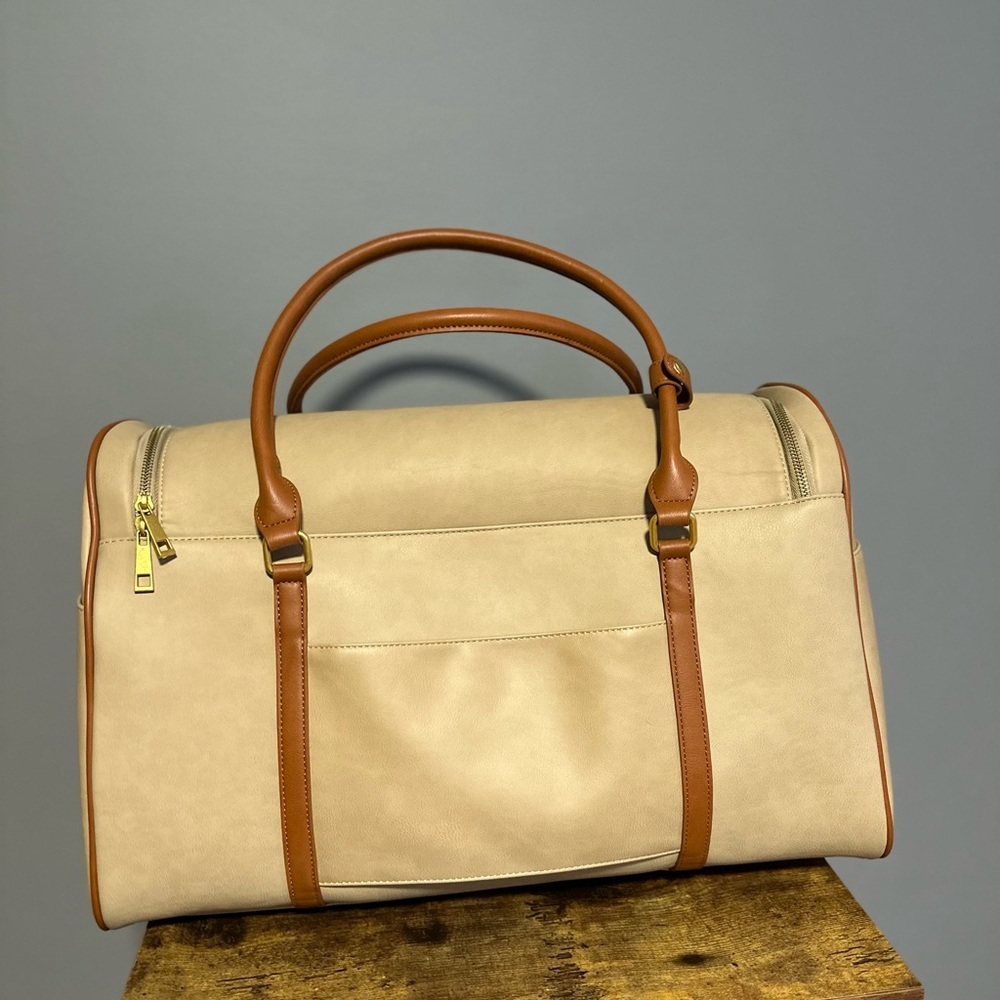 Fawn Design Cream and Tan Travel Bag Limited Addition - Picture 2 of 13